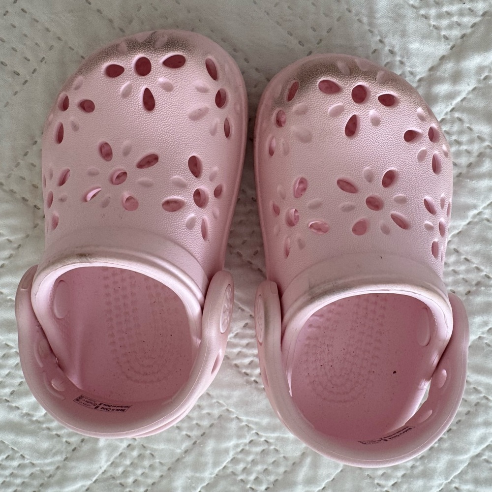 CROCS floral pink clogs